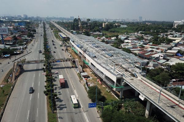 Quyết tâm phấn đấu thực hiện thành công toàn diện các mục tiêu, chỉ tiêu, nhiệm vụ của Kế hoạch phát triển kinh tế - xã hội năm 2021