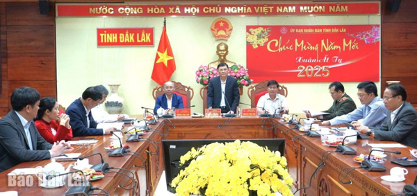 Phấn đấu hoàn thành các chỉ tiêu, nhiệm vụ được giao năm 2025