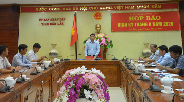 UBND tỉnh họp báo định kỳ tháng 8-2020