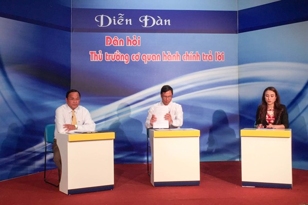 Chương trình "Dân hỏi – Thủ trưởng cơ quan hành chính trả lời" tháng 9-2019