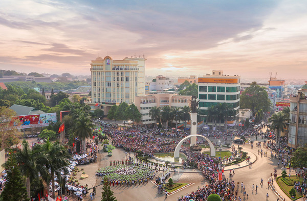 Tạo bước đột phá thiết thực để phát triển