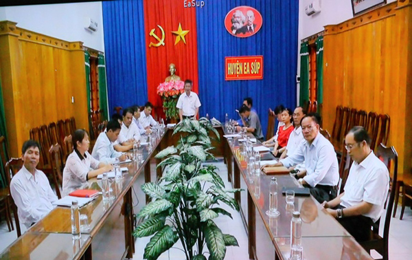 Phiên họp thường kỳ tháng 6/2020: Thực hiện hiệu quả mục tiêu kép “Vừa phòng, chống dịch Covid -19, vừa khôi phục các hoạt động kinh tế - xã hội” 