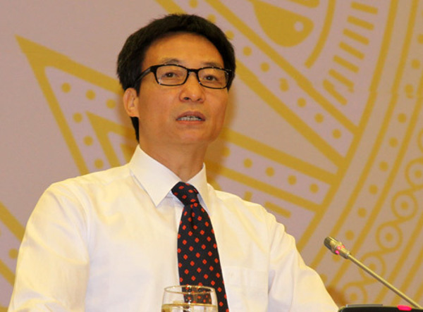 ‘Chỉ tăng trưởng 5,5-6%, kinh tế Việt Nam sẽ mãi làng nhàng’