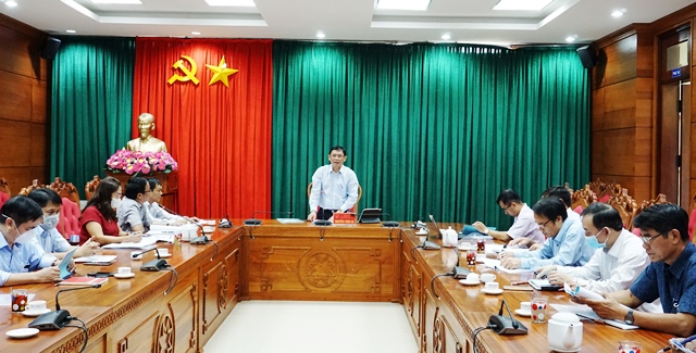 Các đại biểu tham dự cuộc họp.
